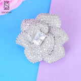 30*30mm Delicate Brooches