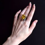 Big Golden color Triangle shape zirconia anti allergy Lovely Large rings
