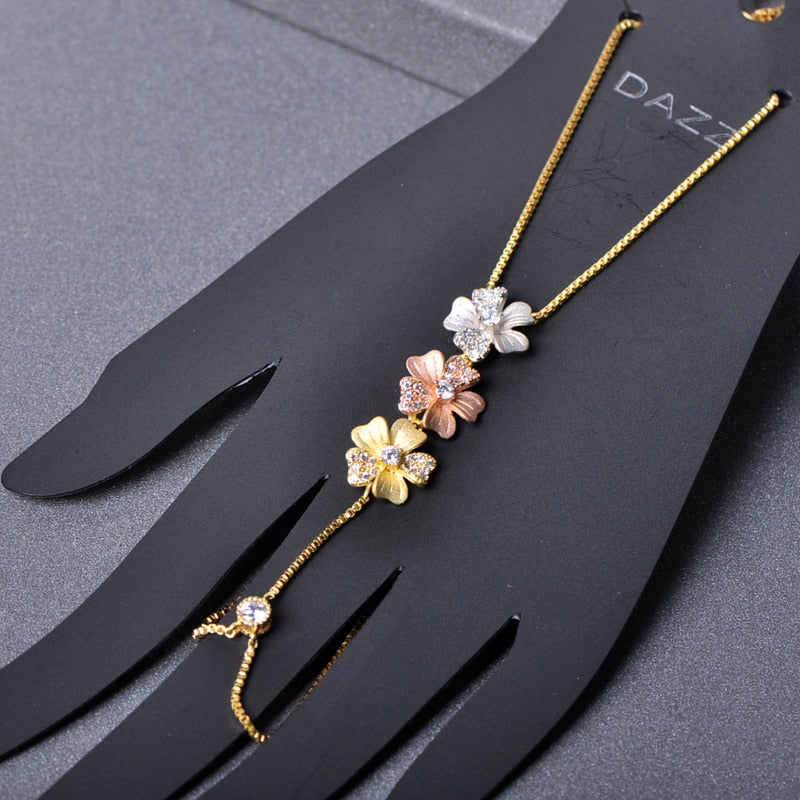 Dazz Beautiful Gold Color Scrub Copper Shiny Zircon Flower Bracelet