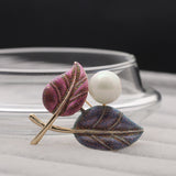 Exquisite inlay imitation pearl leaf brooch