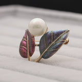 Exquisite inlay imitation pearl leaf brooch