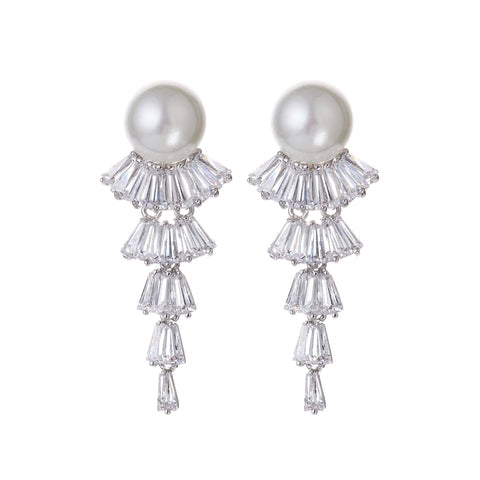 HIBRIDE Tassel AAA Cubic Zirconia Pearl Earrings E-214