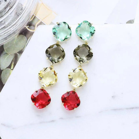 HIBRIDE Exquisite Design Water Drop Shape Earrings E-252