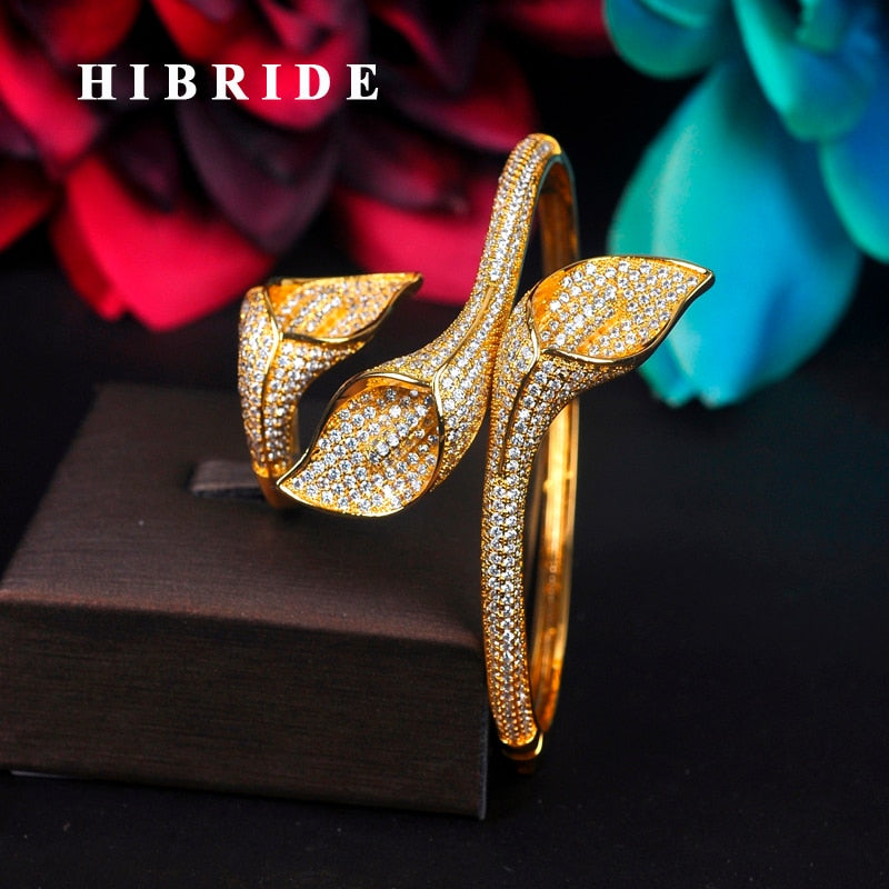 HIBRIDE Luxury Flower Design Micro CZ Pave Cuff Bangles&Bracelets B-123