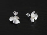 INATURE 925 Sterling Silver Fresh Flower Pearl Stud Earrings