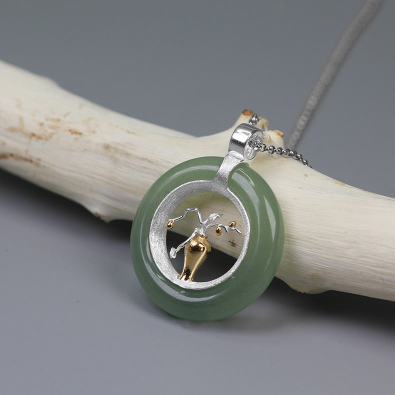 INATURE Sterling Silver Green Aventurine Vintage Vase Flower Pendant Necklace