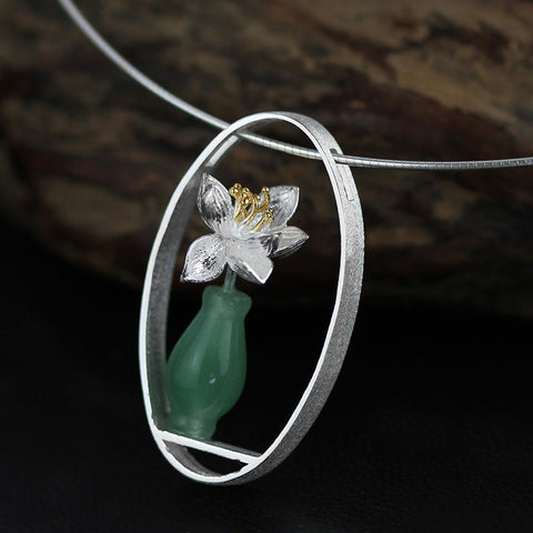 INATURE 925 Sterling Silver Natural Aventurine Vase Shape Flower Pendant Necklace