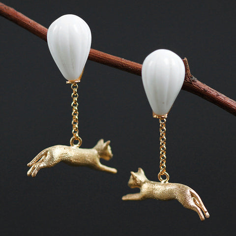 INATURE 925 Sterling Silver White Ceramic Balloon Cat Drop Earrings