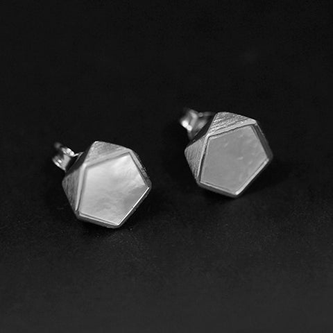 INATURE 925 Sterling Silver White Shell Geometric Polygon Stud Earrings