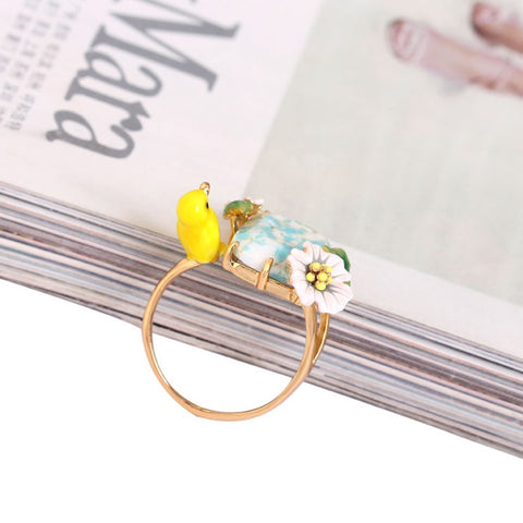 Juicy Grape Indonesia Style Yellow Bird Natural Stone Inlay Rich Enamel Ring
