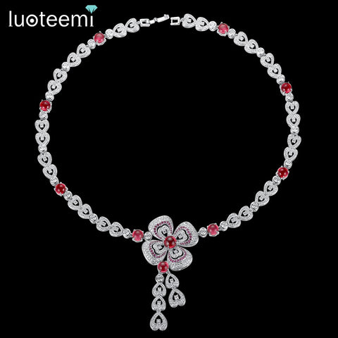 LUOTEEMI Red Plum Blossom collar Flower Pendant Necklace