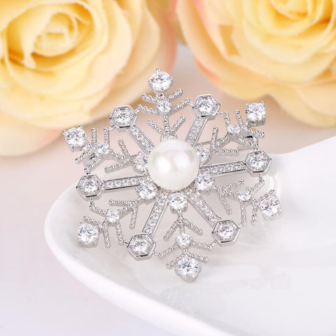 Tuliper Winter Snowflake Bridal Brooch Pin Pendant Flower Copper Zircon Pearl Brooch