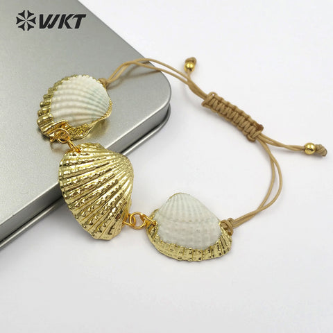 WT-B440 Special Design White Scallop Shell With One Full Metallic Shell Handmade Sea Side Gold Bracelet