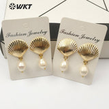 WT-E511 Beautiful White Pear Scallop Shell Shape Metal Post Stud Earrings