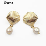 WT-E511 Beautiful White Pear Scallop Shell Shape Metal Post Stud Earrings