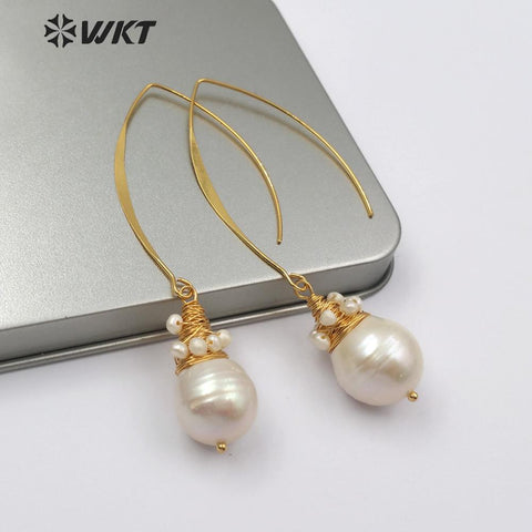 WT-E524 Baroque pearl With Brass Wire Wrapped Multi Tiny Beads Charm Fashion Earring