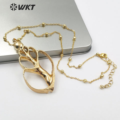 WT-JN084 Big Trumpet Shell Natural Sea Shell Pendant Necklace