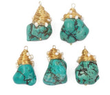 WT-P1444 Natural Turquoise Raw Howlite Stone With Brass Wire Wrapped White Beads Necklace Pendant